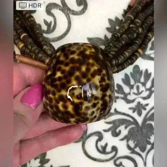 Seashell 🐚  necklace - Picture 3 of 4